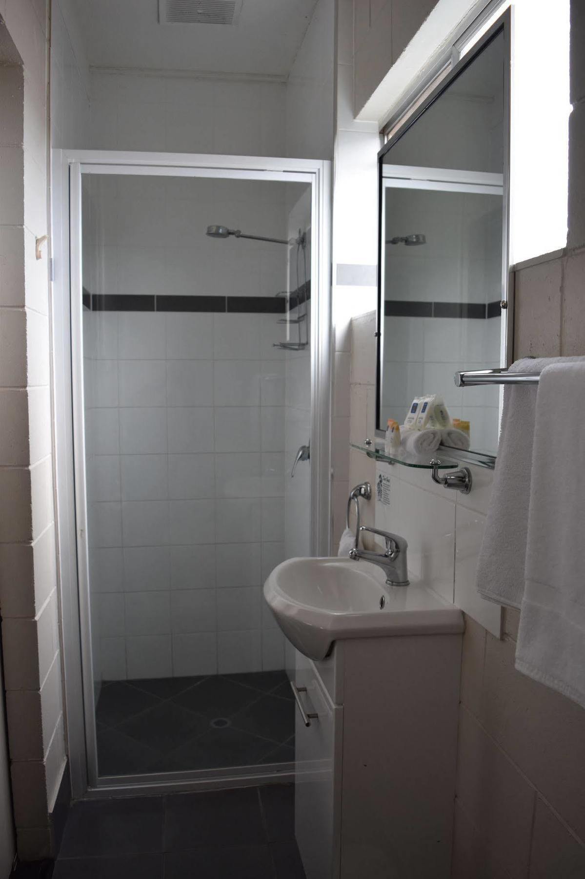 Black Diamond Motel Blackwater Екстериор снимка