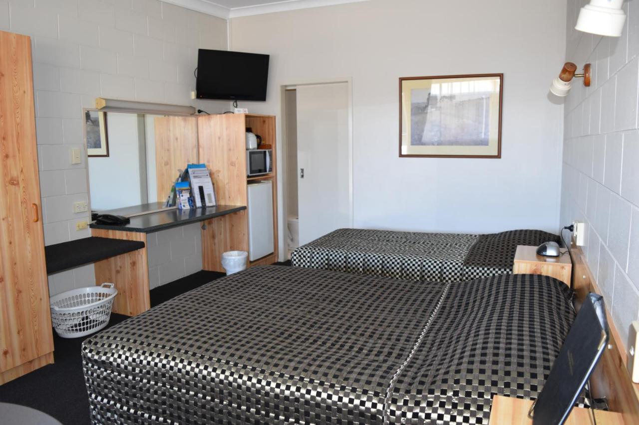 Black Diamond Motel Blackwater Екстериор снимка
